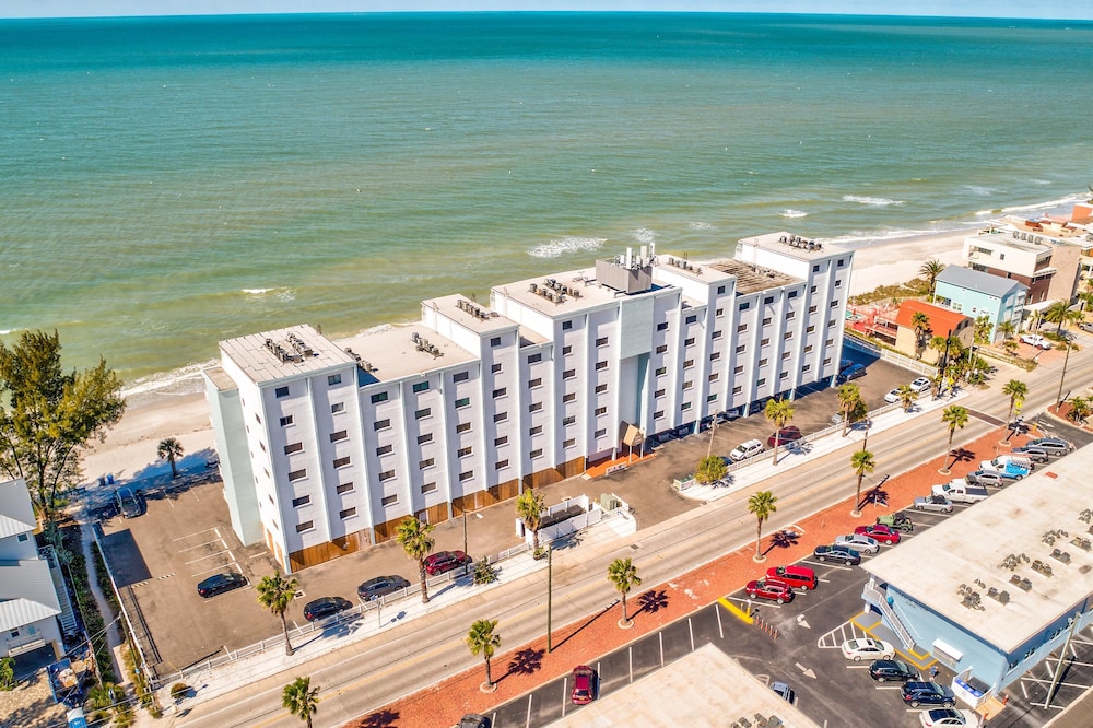 Sunset Chateau 506 - Premier