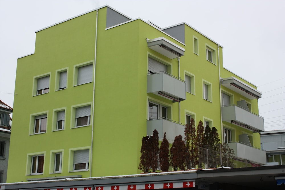Swiss Star Residences
