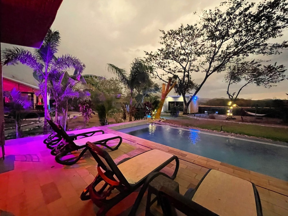 Pyramid Lodge Tamarindo Akhenaton
