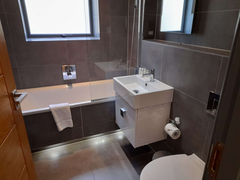 Miles Place Marylebone by Viridian Apartments