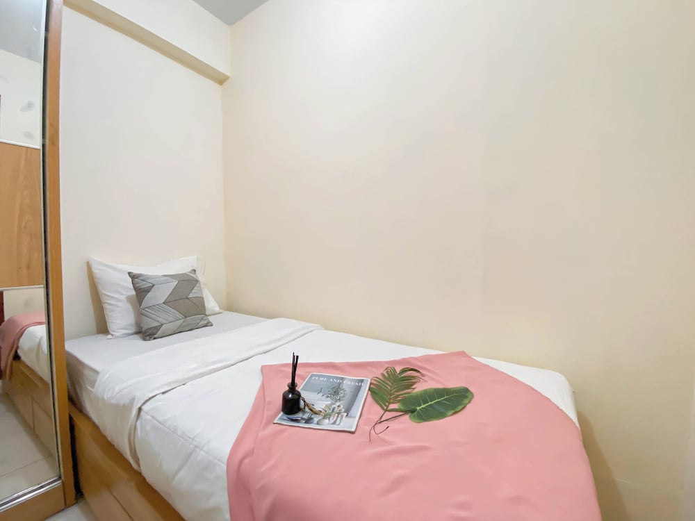Cozy 2Br At Bogor Valley Apartment