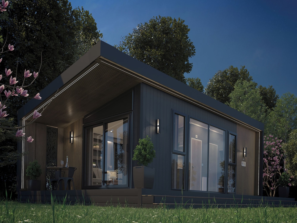 Hodge Luxury Pod