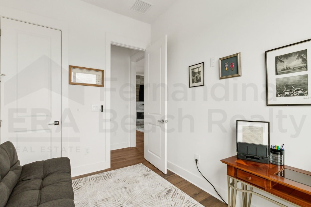 1088 S. Fletcher Ave 5 Bedroom Home