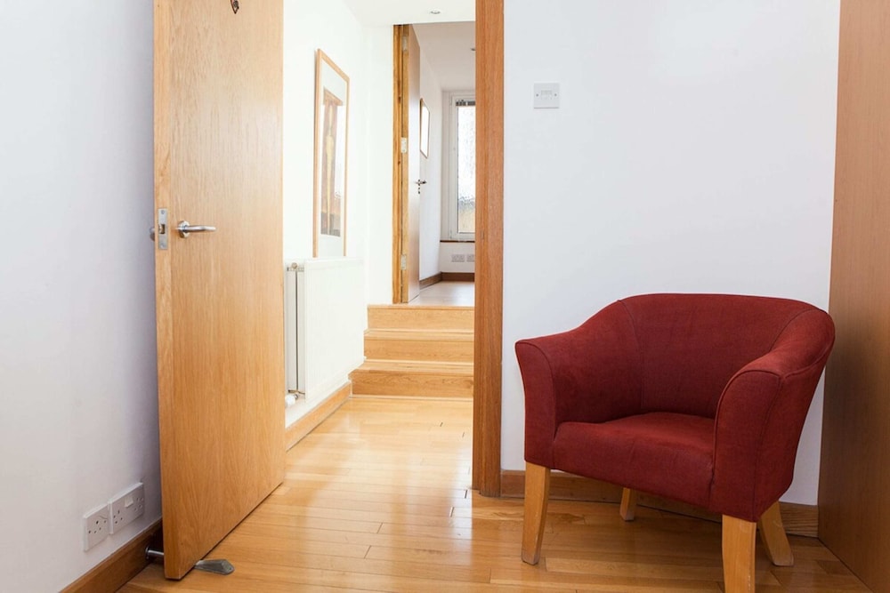 4 Bedroom Flat near London Eye