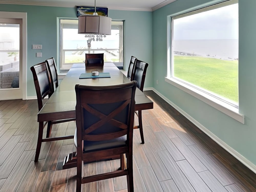 Harbor View Breeze by Ryson Vacation Rentals