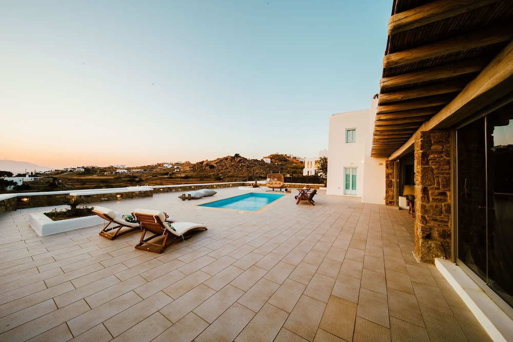 Mykonos Villa Sympatico Private Pool Sea Vistas