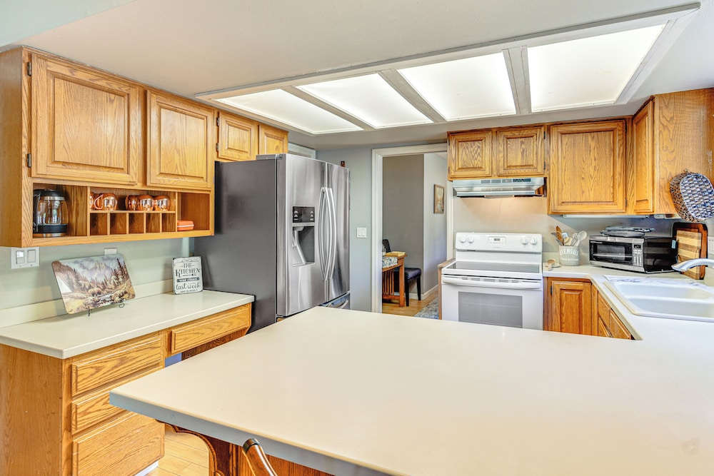 Home on > 1 Acre of Woods in Seattle Suburbs!
