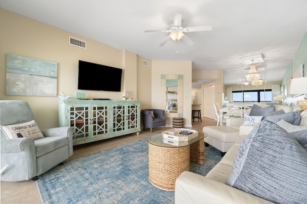 The Palms West 813