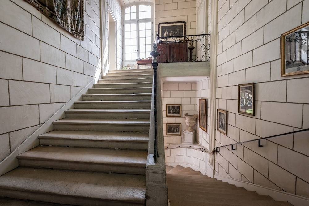 Bourges Vacations - Hotel de Panette - Chambres historiques - Property Image 32