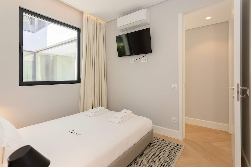 Liiiving in Porto - Pool Paradise Apartment C