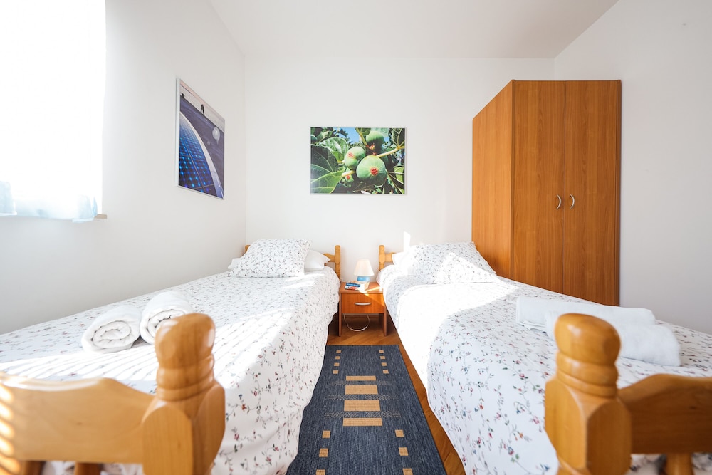 Luton Apartments, Zadar - Kozino, Heated Pool & Hot Tub