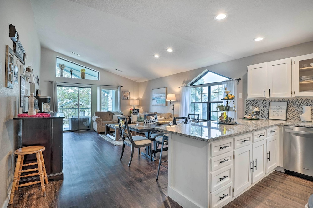 Pet-friendly Branson Condo: Walk to The Strip