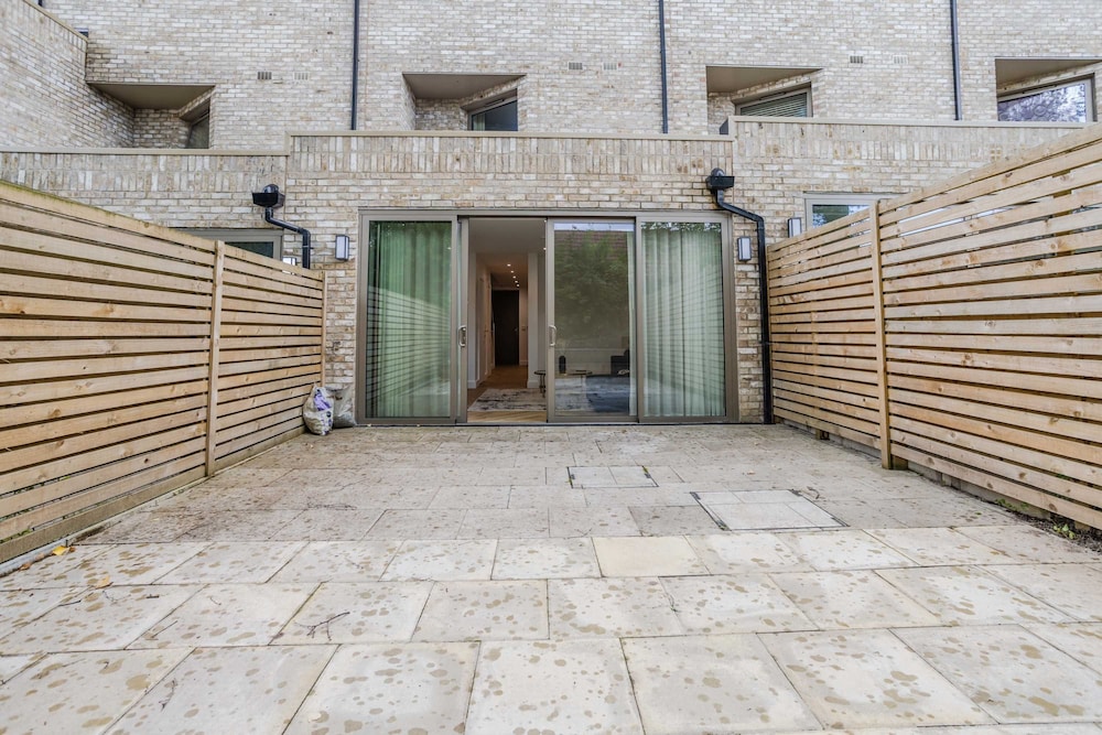The Hidden Suite - 4BR Townhome Roof Top