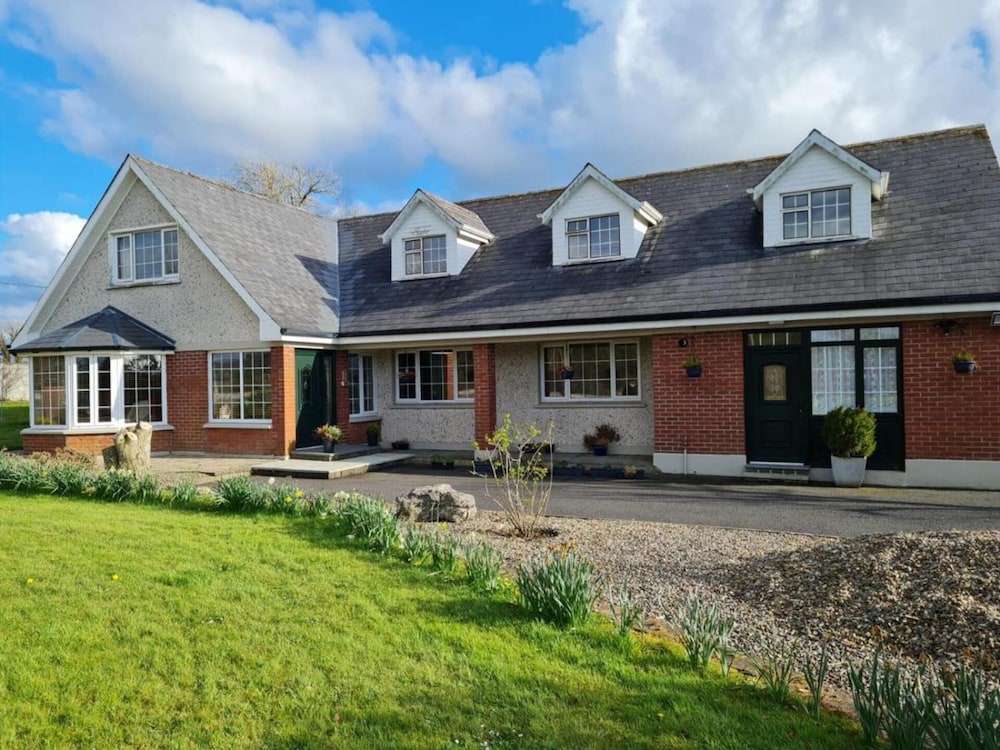 Ennis Vacations - Charming 1-bed Apartment in Barefield - Property Image 5