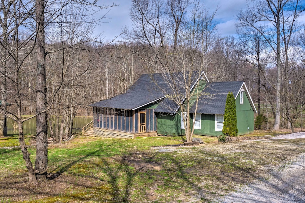 Lewisburg Vacations - Bright Green Gables Cabin: Hike, Swim BBQ - Property Image 17