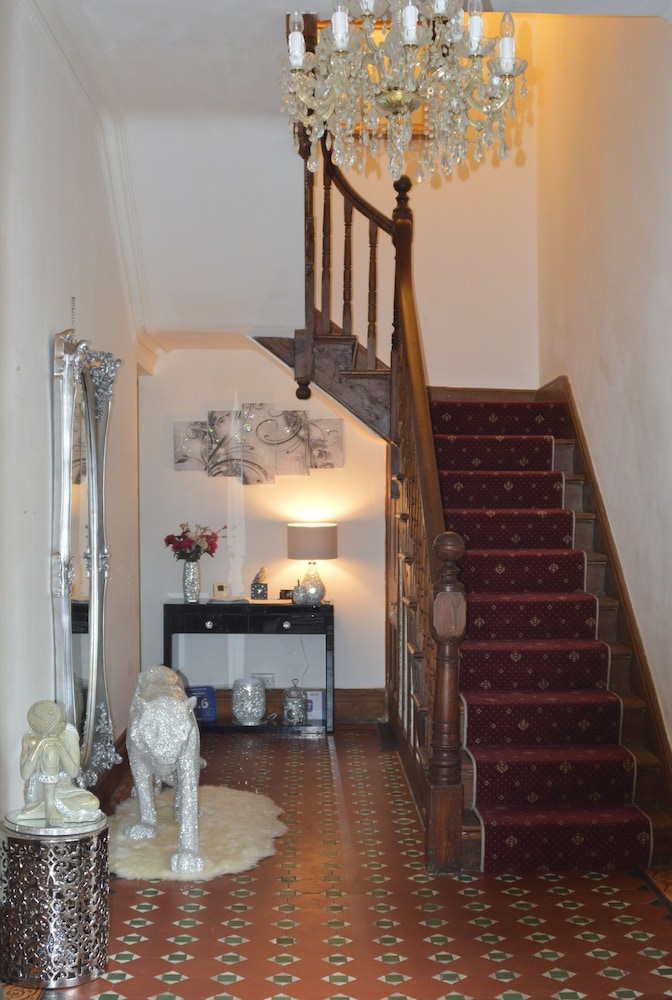 Abbey House