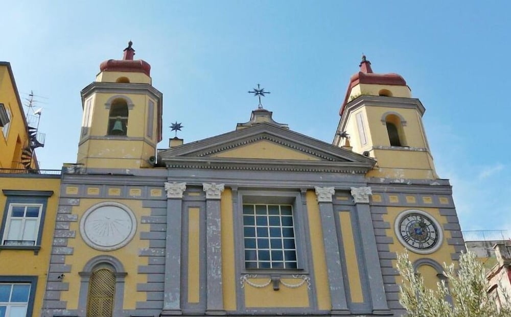 Fermata MONTESANTO