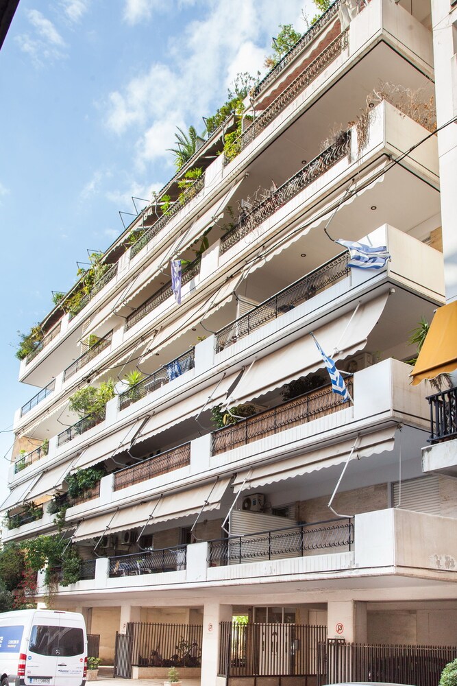 Comfortable Apartment in Athens DownTown