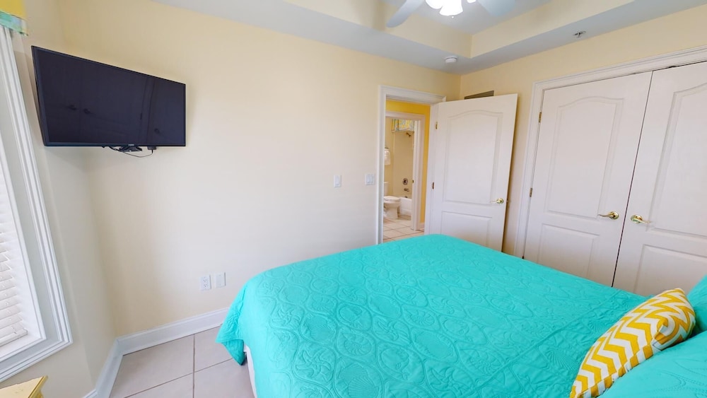 Beach House 2 by Tybee Vacation Rentals