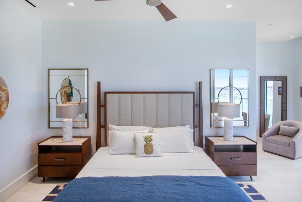 Oceanfront Penthouse and Patio at ONE Cable Beach