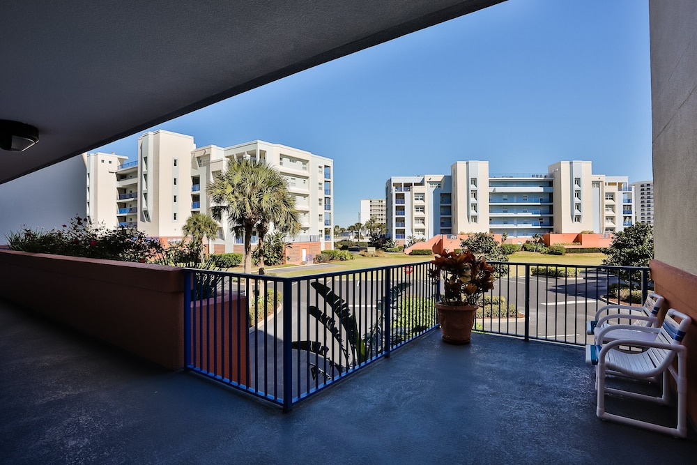 Oceanwalk I