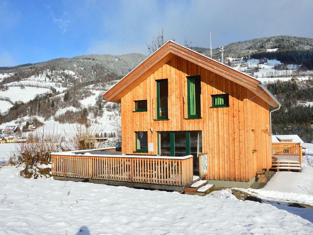Modern Chalet With Infrared Sauna