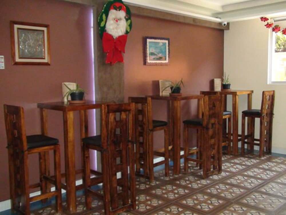 Hotel & Villas 7