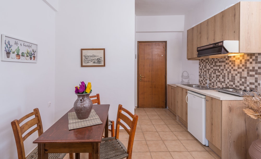 Angelika Apartments photo 4