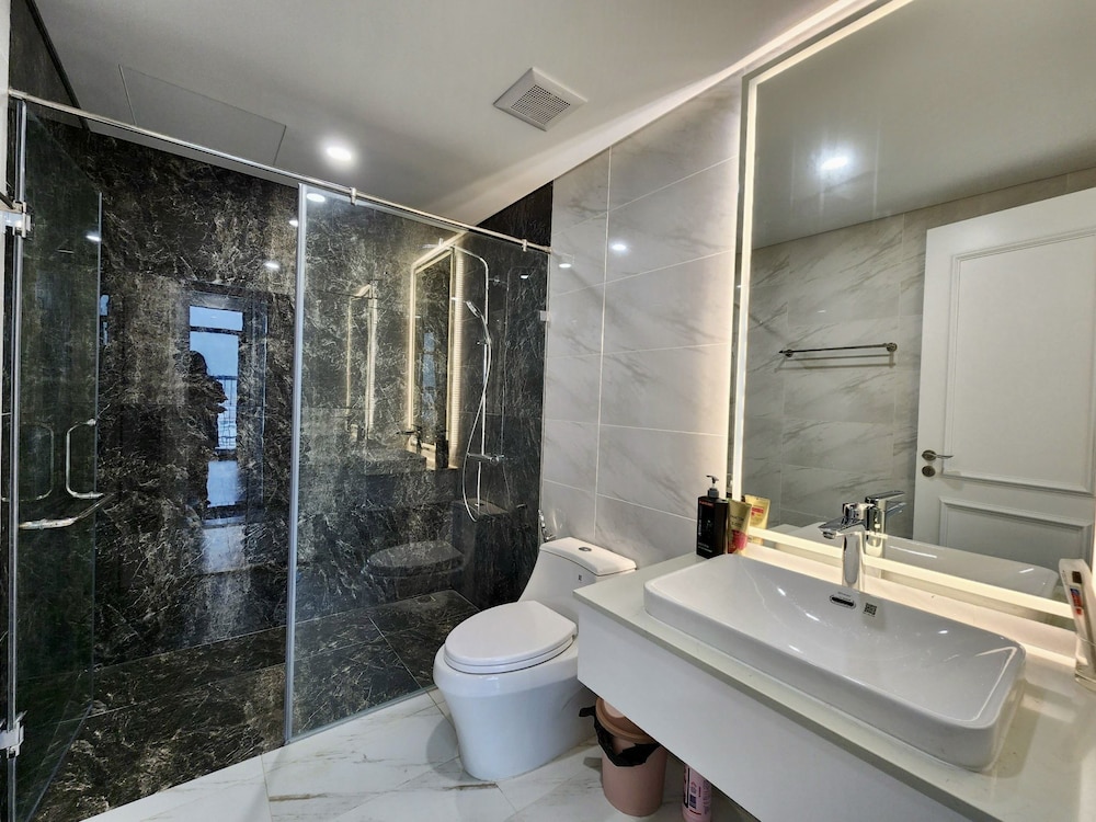 Hateco Laroma Royal Apartments