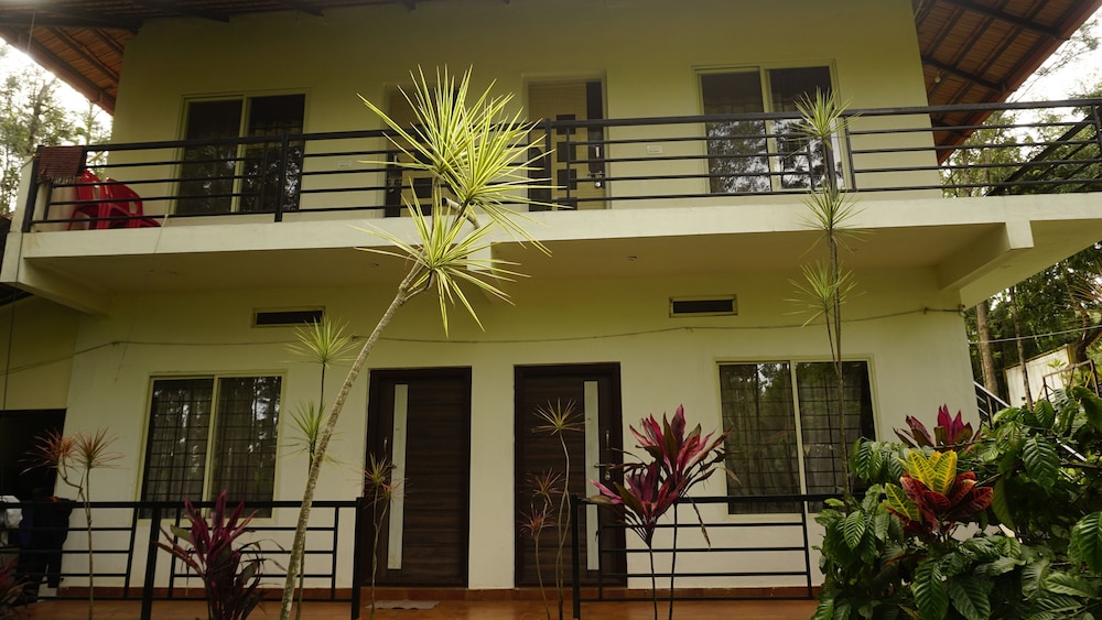 RAJ VILLAS