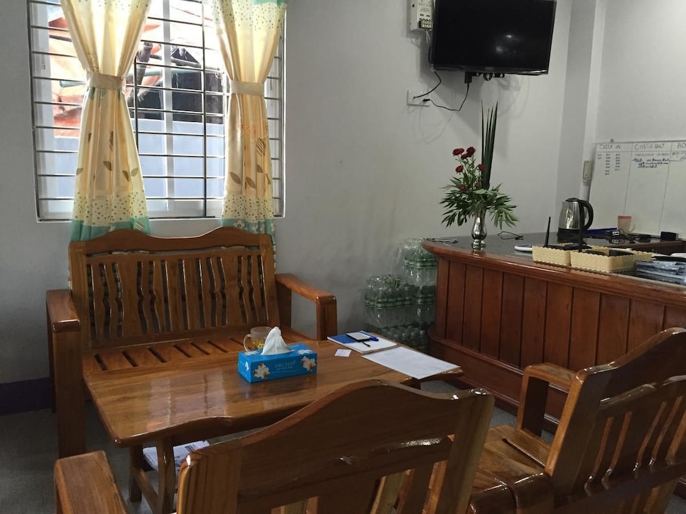 Feel Guest House - Adults Only