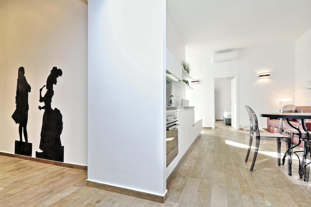 Rm-h501-pale6e2 Monti Apartments - M9