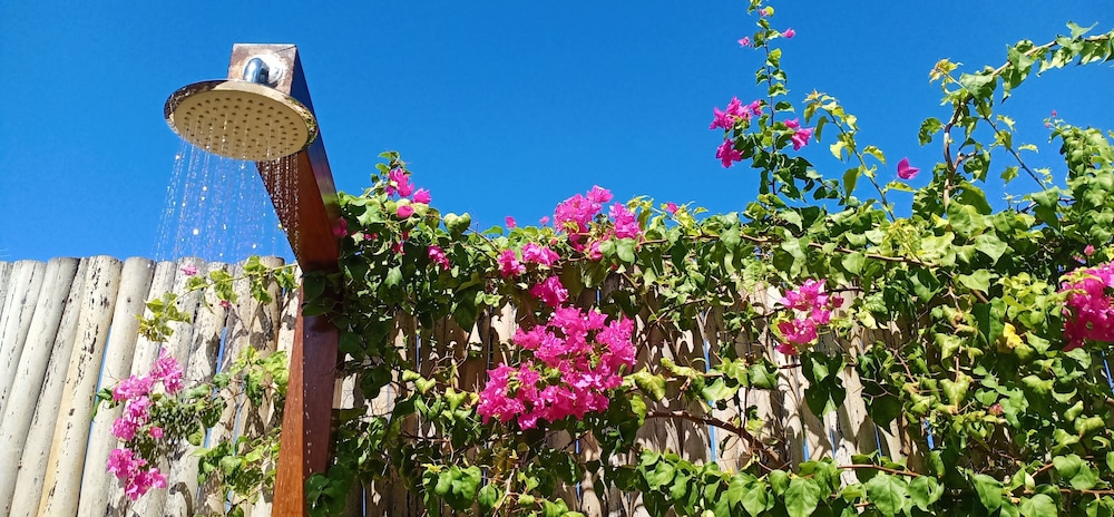 Loedi Bungalows Rote