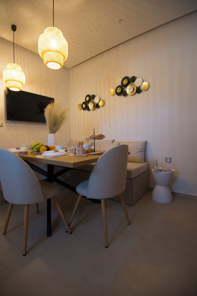 SIDONIA SUITE