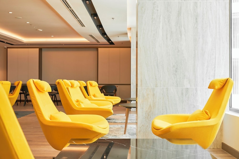 Midtown Premium Apartments