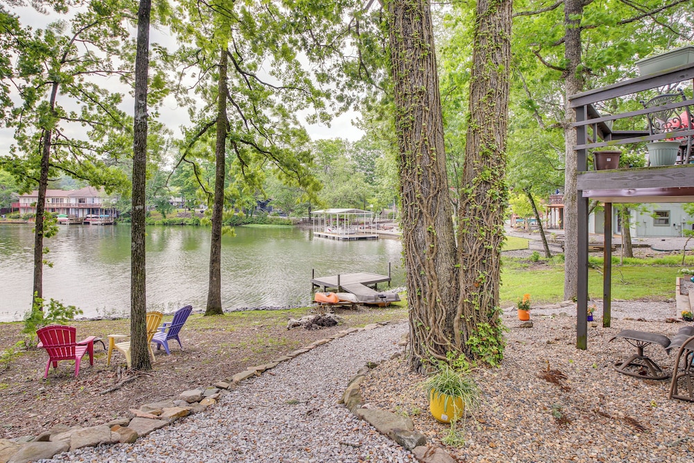 Scenic Studio on Lake Desoto w/ Patio!