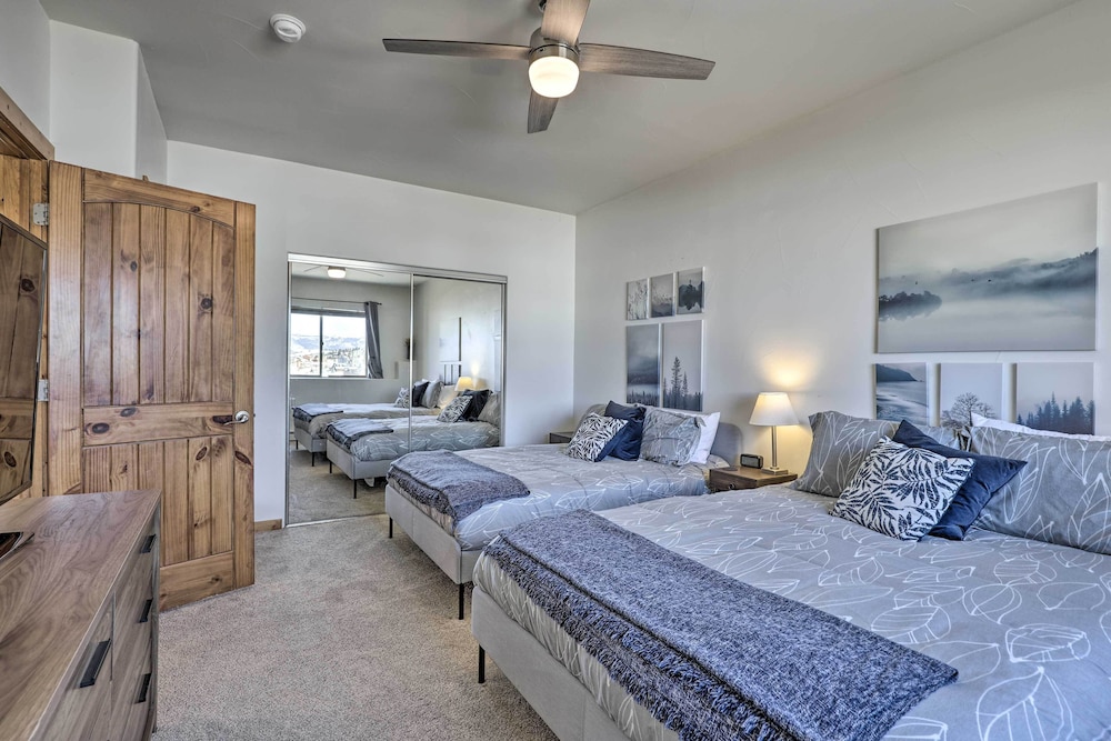 Mountain-view House < 2 Mi to Granby Ranch! view 4