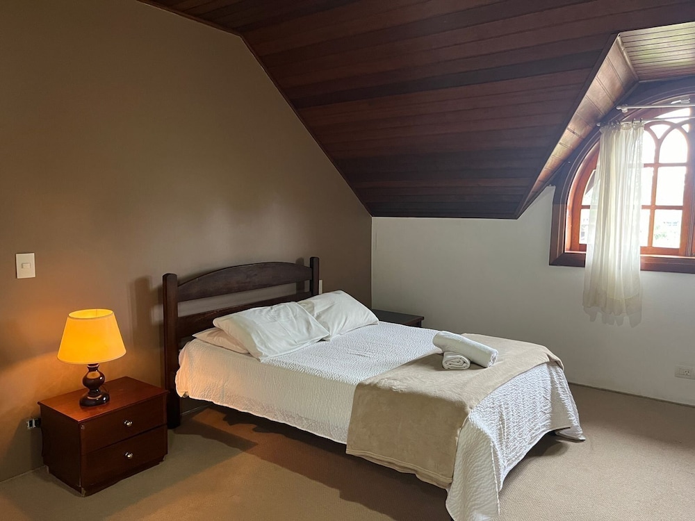 Cerejeira Guest House