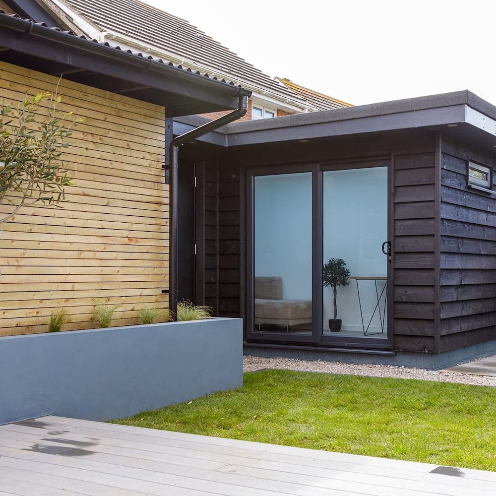 Modern Stylish Seaside Escape