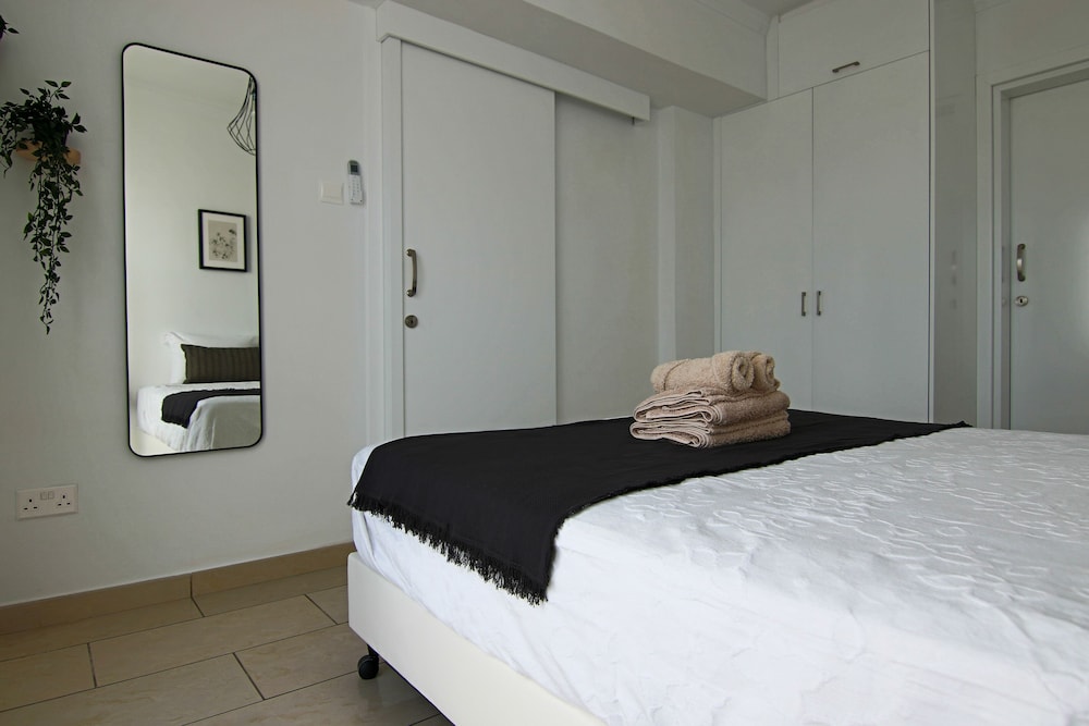 Phaedrus Living: Seaside Junior suite Lighthouse 63 view 4