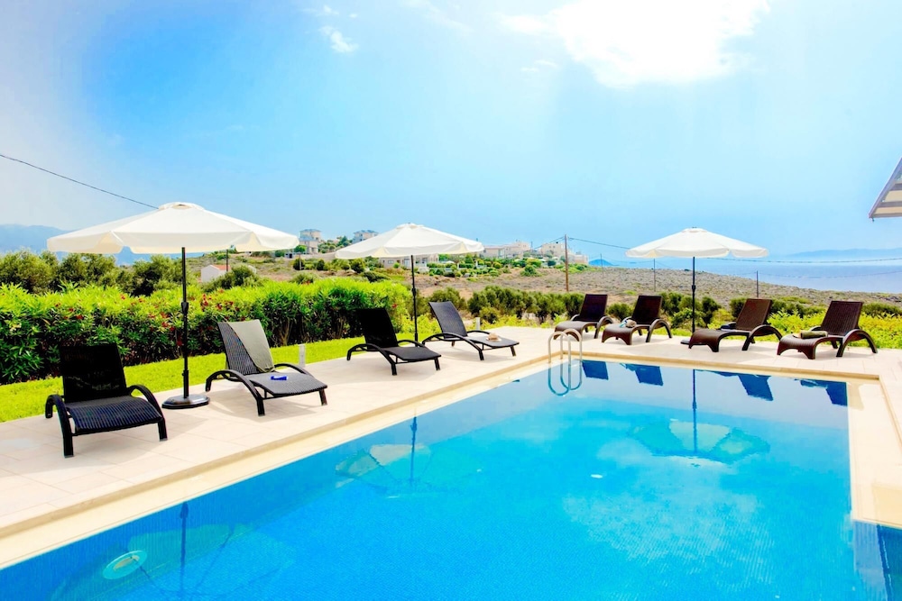 Luxury Villa Stella With Private Swimming Pool view 4