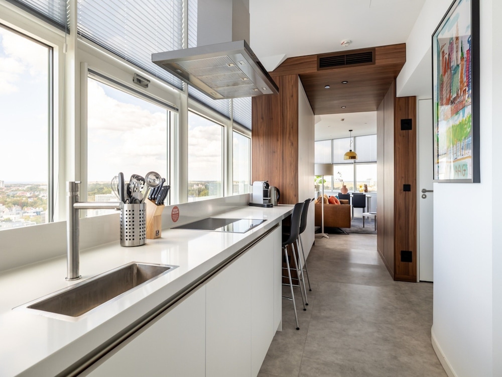 Comfortable Apartment With Panoramic Views