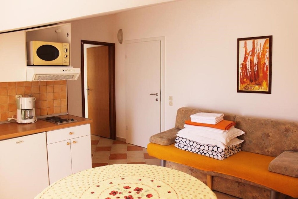 Apartments Pansion Franka 3