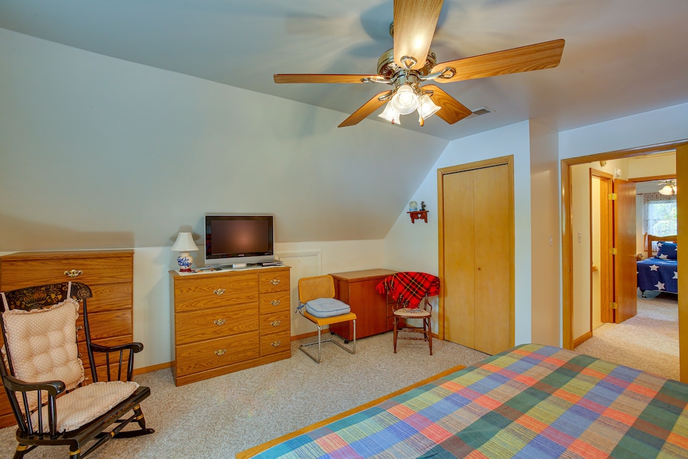 Cadillac Vacations - Lakefront Cadillac Retreat w/ Sauna  Boating! - Property Image 2