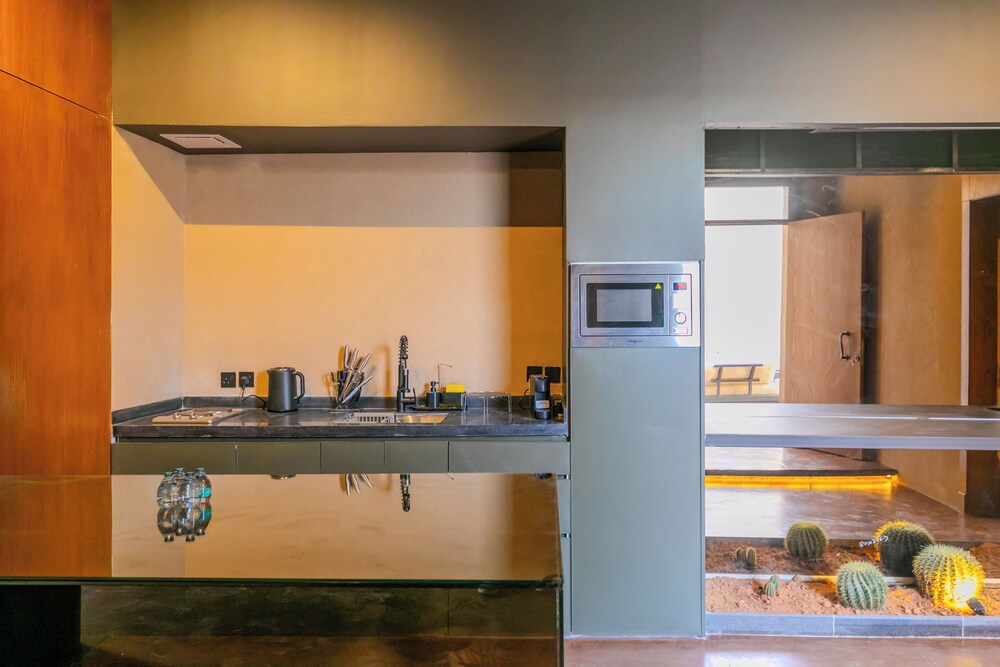 Portal Chalets With Private Pool-Al Arid