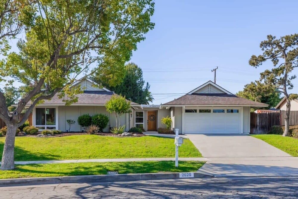 @ Marbella Lane - Cozy Modern Home w/ Relaxing Design & Pool