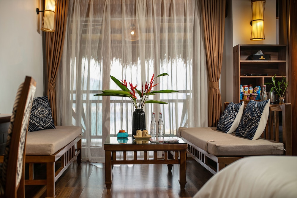 Mai Chau Hideaway Lake Resort 46