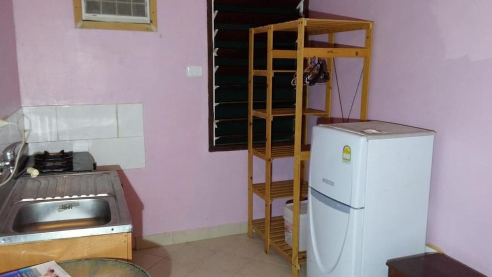 Bluepango Guest House - Hostel