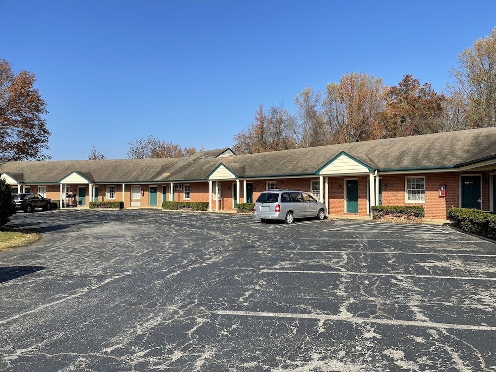 Rips Country Inn view 5