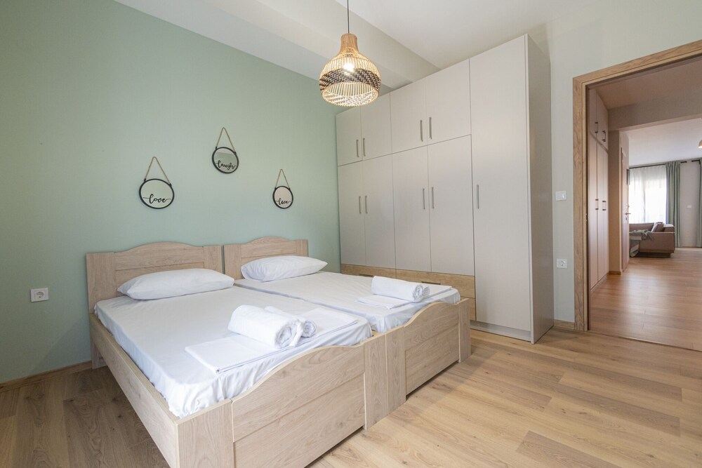 Simon Apartment by Rentalspro photo 3